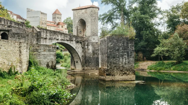 Le pont de la légende à Sauveterre-de-Béarn